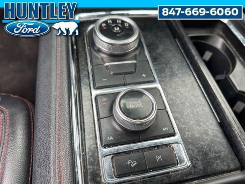 Used 2022 Ford Expedition Limited AWD/4WD image 25
