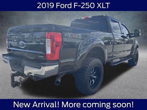 Used 2019 Ford F250 XLT image 4