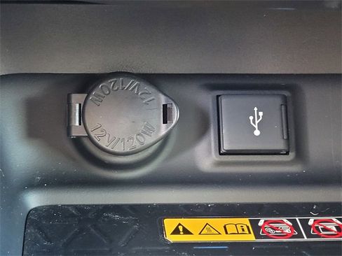 Certified 2022 Toyota RAV4 XSE image 15