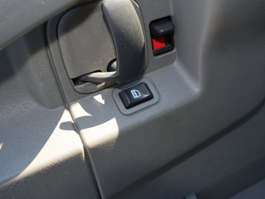 Used 2016 Chevrolet Express 2500 LS RWD image 23