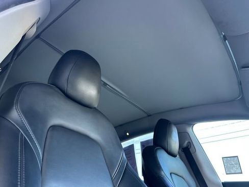 Used 2021 Tesla Model Y Long Range image 19