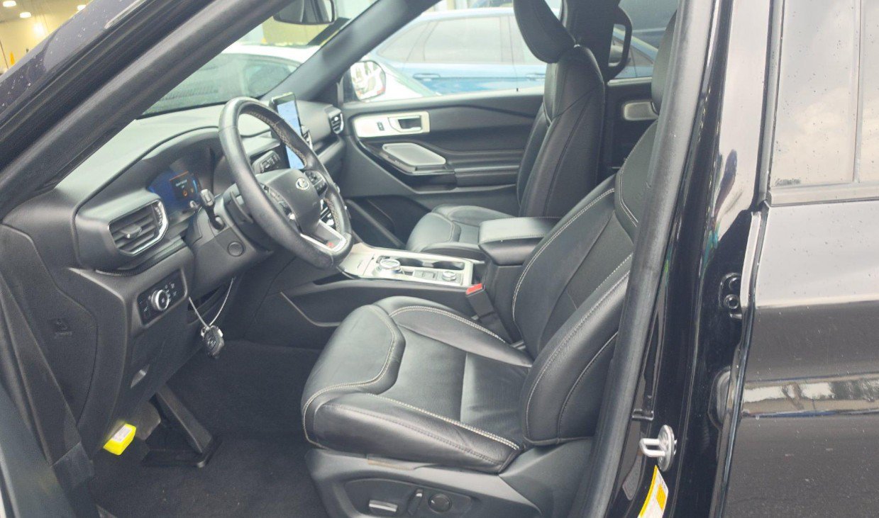 Used 2023 Ford Explorer ST w/ Equipment Group 401A AWD/4WD image 5