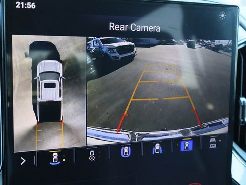 Used 2021 GMC Sierra 1500 Denali w/ Denali Ultimate Package image 15