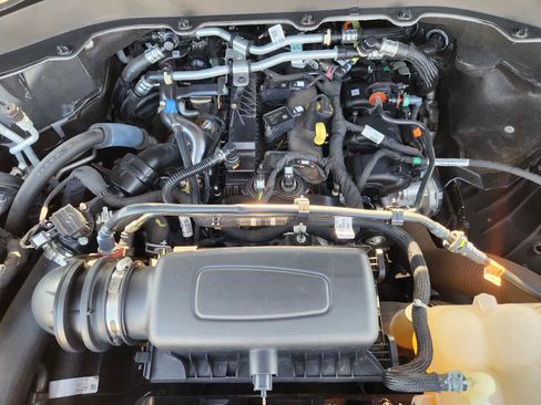 Used 2023 Ford Explorer XLT RWD image 22