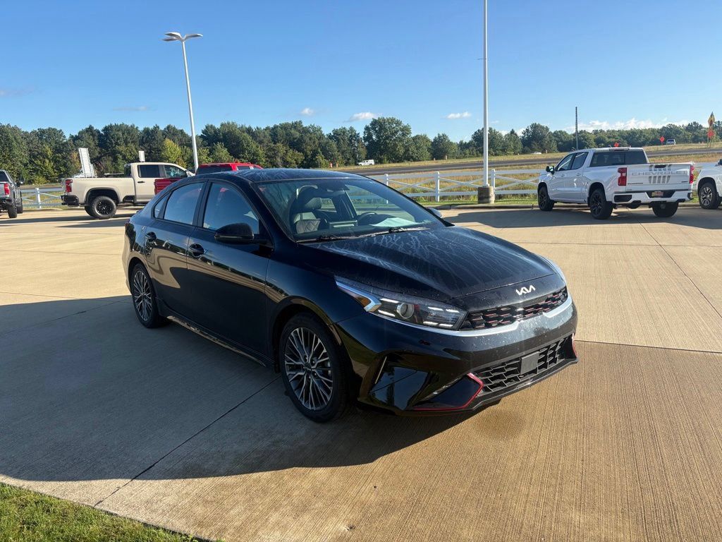 Used 2024 Kia Forte GT-Line FWD image 8