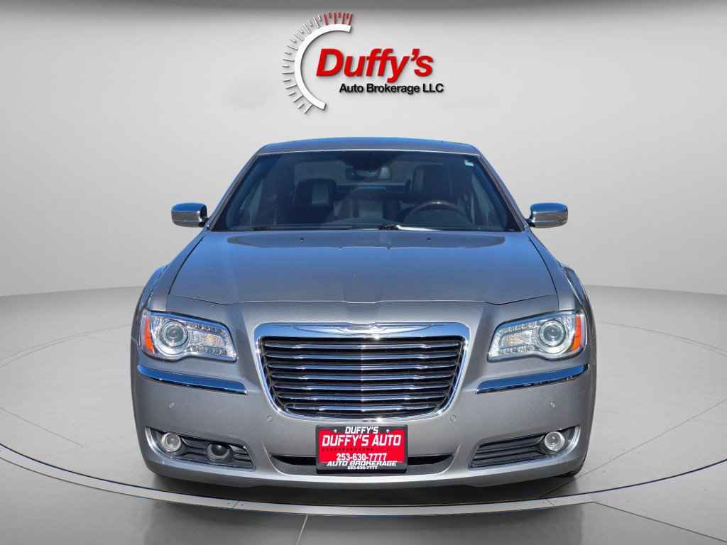Used 2011 Chrysler 300 C RWD image 14