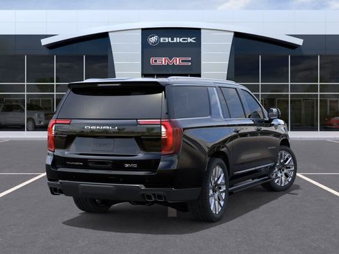 New 2026 GMC Yukon XL Denali Ultimate w/ LPO, Floor Liner Package AWD/4WD image 4