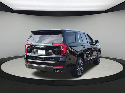 New 2026 GMC Yukon Denali Ultimate w/ LPO, Floor Liner Package AWD/4WD image 5
