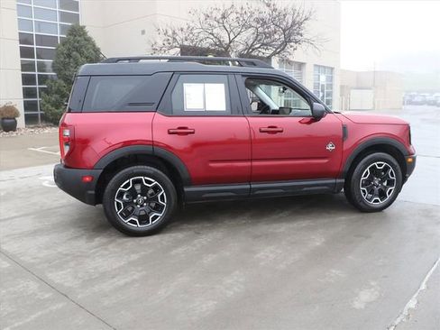 Used 2025 Ford Bronco Sport Outer Banks w/ Outer Banks Tech Package+ image 6