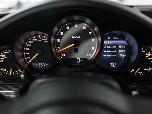 Used 2018 Porsche 911 GT3 w/ Sport Chrono Package image 33