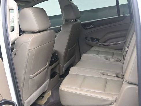 Used 2018 GMC Yukon XL SLT w/ Open Road Package AWD/4WD image 18