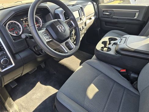 Used 2024 RAM 1500 Classic SLT image 22