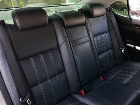 Used 2016 Lexus ES 350 w/ Luxury Package w/Wood Trim FWD image 18