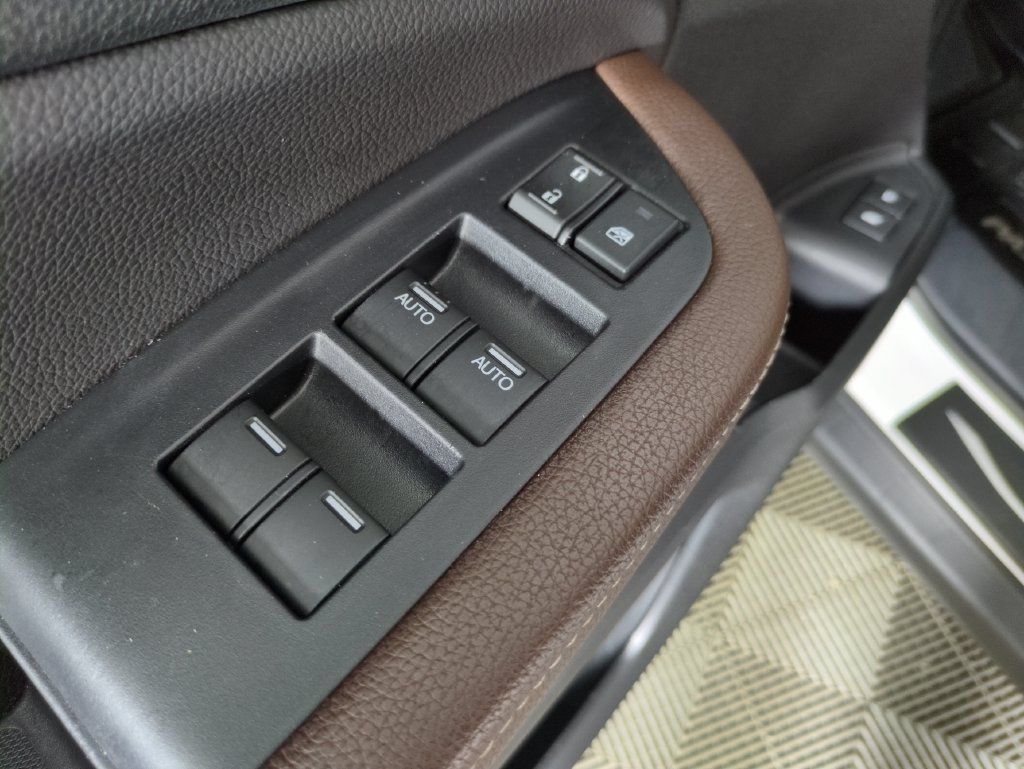 Certified 2025 Honda Passport EX-L image 18