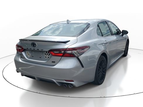 Used 2024 Toyota Camry SE FWD image 6