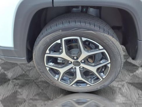 Used 2025 Jeep Compass Limited AWD/4WD image 21