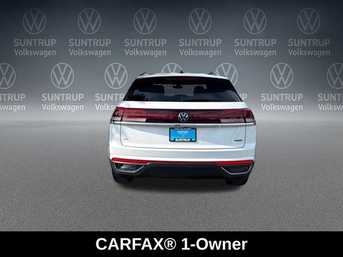Used 2025 Volkswagen Atlas Cross Sport SE AWD/4WD image 4