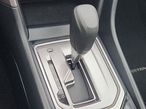 Used 2023 Subaru Forester Premium image 15