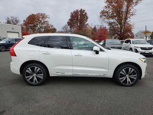 Used 2023 Volvo XC60 B5 Plus w/ Climate Package image 7