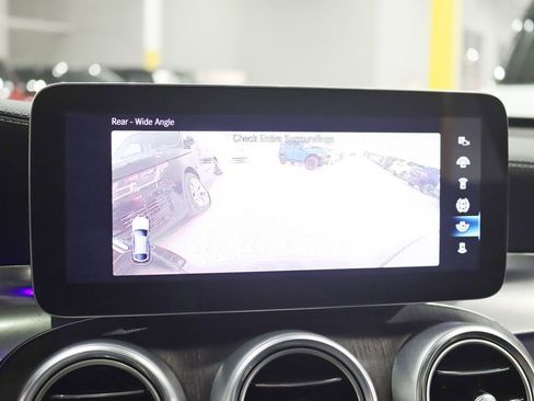 Used 2022 Mercedes-Benz GLC 300 4MATIC Coupe image 19