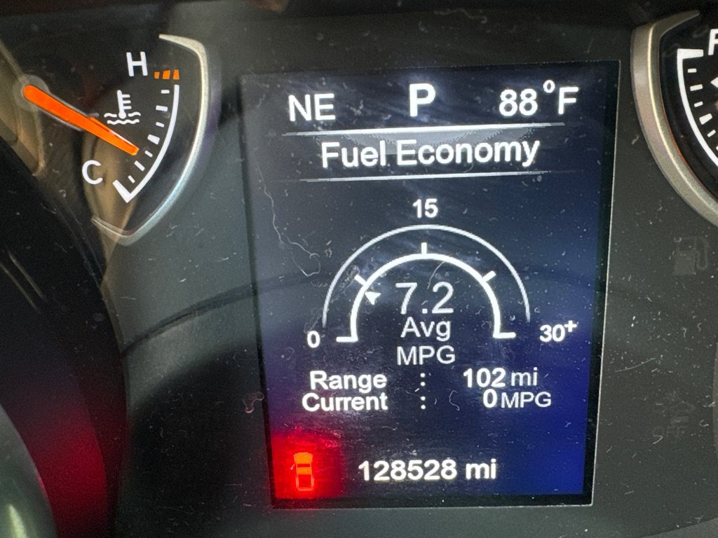 Used 2020 Jeep Gladiator Sport AWD/4WD image 10