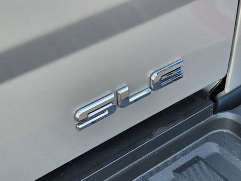 Used 2017 GMC Sierra 2500 SLE w/ HD SLE Preferred Plus Package image 10