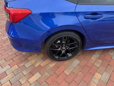 Used 2024 Honda Civic Sport image 15