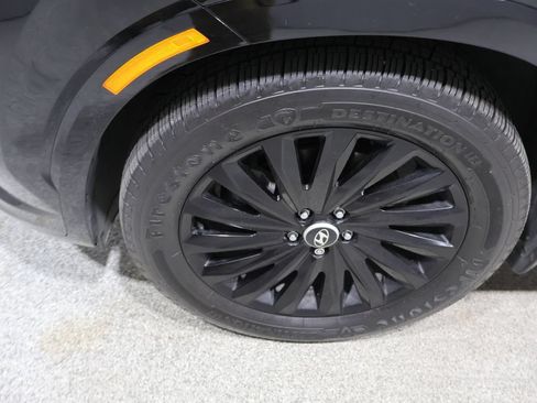 Used 2025 Hyundai Palisade Calligraphy AWD/4WD image 9