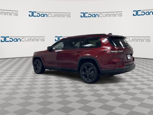 Used 2021 Jeep Grand Cherokee L Laredo image 6