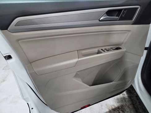 Used 2018 Volkswagen Atlas SE image 10