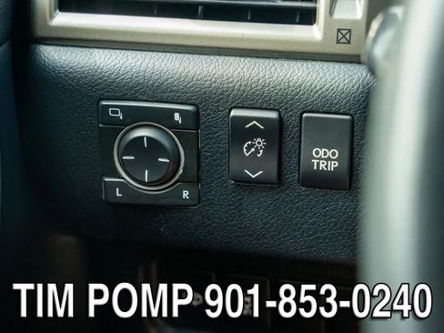 Used 2014 Lexus GX 460 w/ Premium Package AWD/4WD image 30