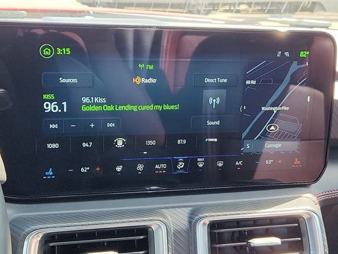 Used 2025 Ford Mustang Premium RWD image 16