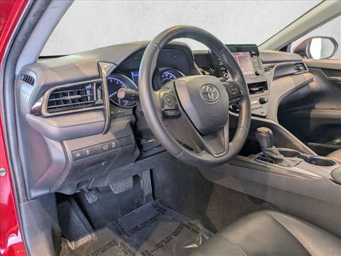 Used 2021 Toyota Camry SE w/ Convenience Package FWD image 10