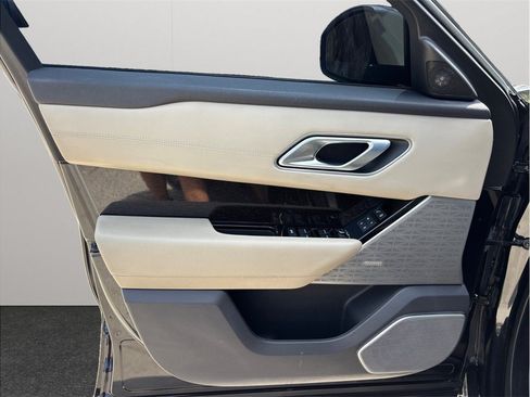 Used 2020 Land Rover Range Rover Velar R-Dynamic S AWD/4WD image 22
