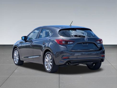 Used 2017 MAZDA MAZDA3 Touring FWD image 3