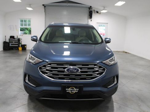 Used 2019 Ford Edge SEL w/ Equipment Group 201A FWD image 3