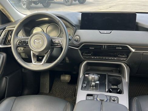 Used 2025 MAZDA CX-90 3.3 Turbo w/ Preferred Package image 22