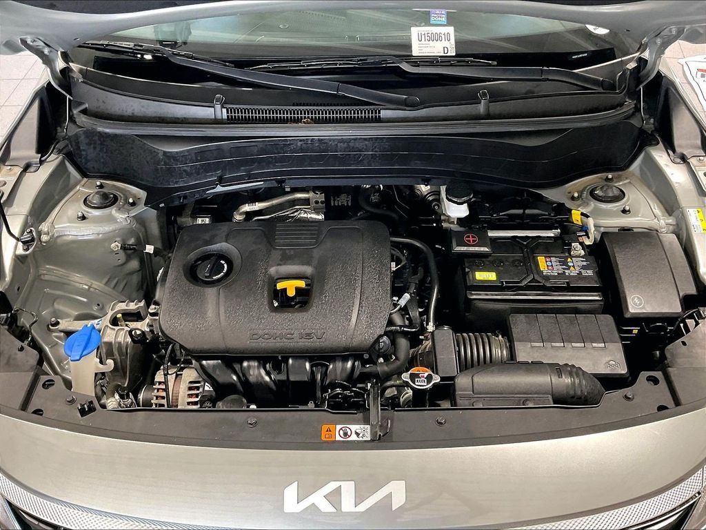 Used 2024 Kia Seltos LX AWD/4WD image 30