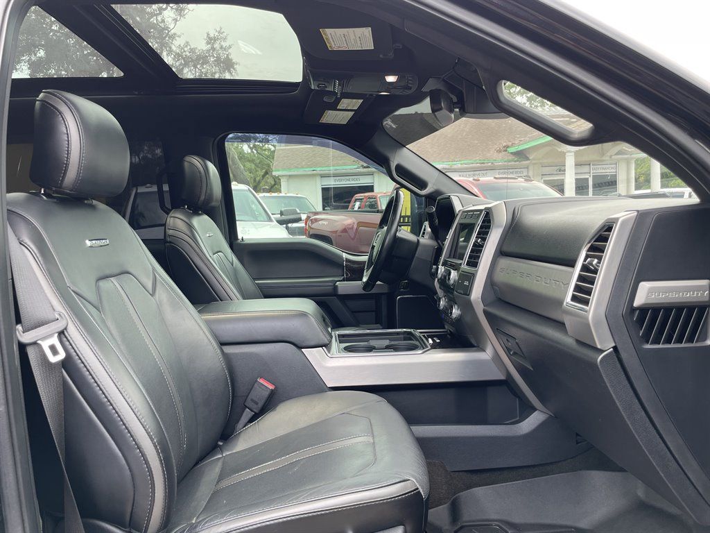 Used 2017 Ford F350 Platinum w/ Platinum Ultimate Package AWD/4WD image 17