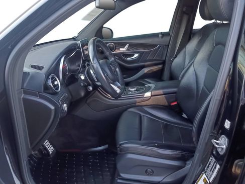 Used 2018 Mercedes-Benz GLC 300 4MATIC image 19