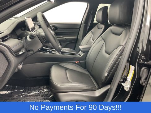 New 2025 Jeep Compass Limited w/ Sun & Sound Group image 9