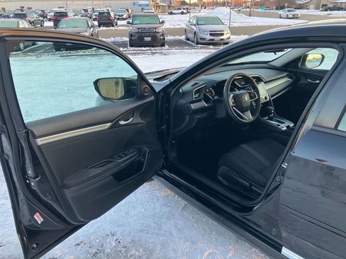 Used 2016 Honda Civic EX image 9