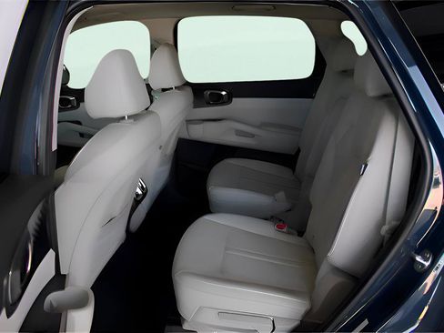 New 2025 Kia Sorento EX w/ Panoramic Sunroof Package image 15