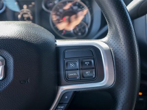 Used 2022 RAM 3500 Big Horn image 13