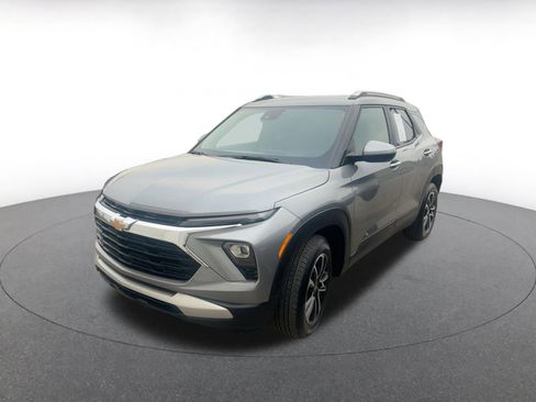 Used 2025 Chevrolet TrailBlazer LT image 7