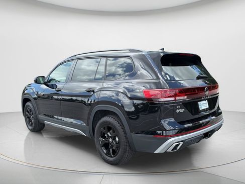New 2026 Volkswagen Atlas Peak Edition AWD/4WD image 8