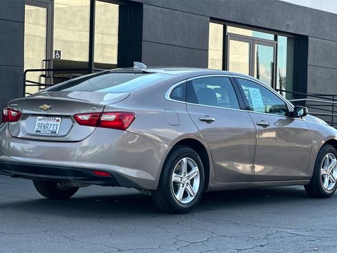 Used 2023 Chevrolet Malibu LT image 6