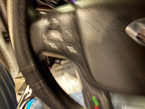 Used 2014 Kia Sorento LX image 45