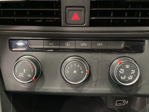 Used 2019 Volkswagen Jetta S w/ Driver Assistance Package image 19