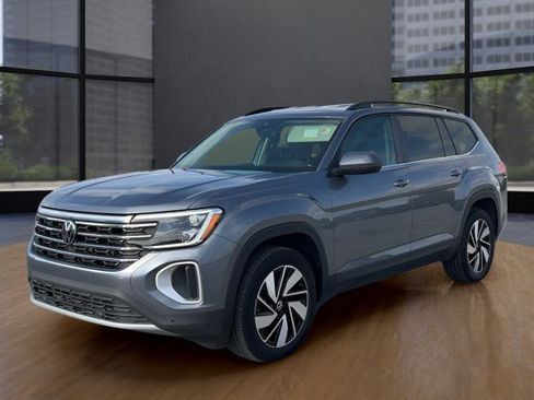 Used 2025 Volkswagen Atlas SE image 9